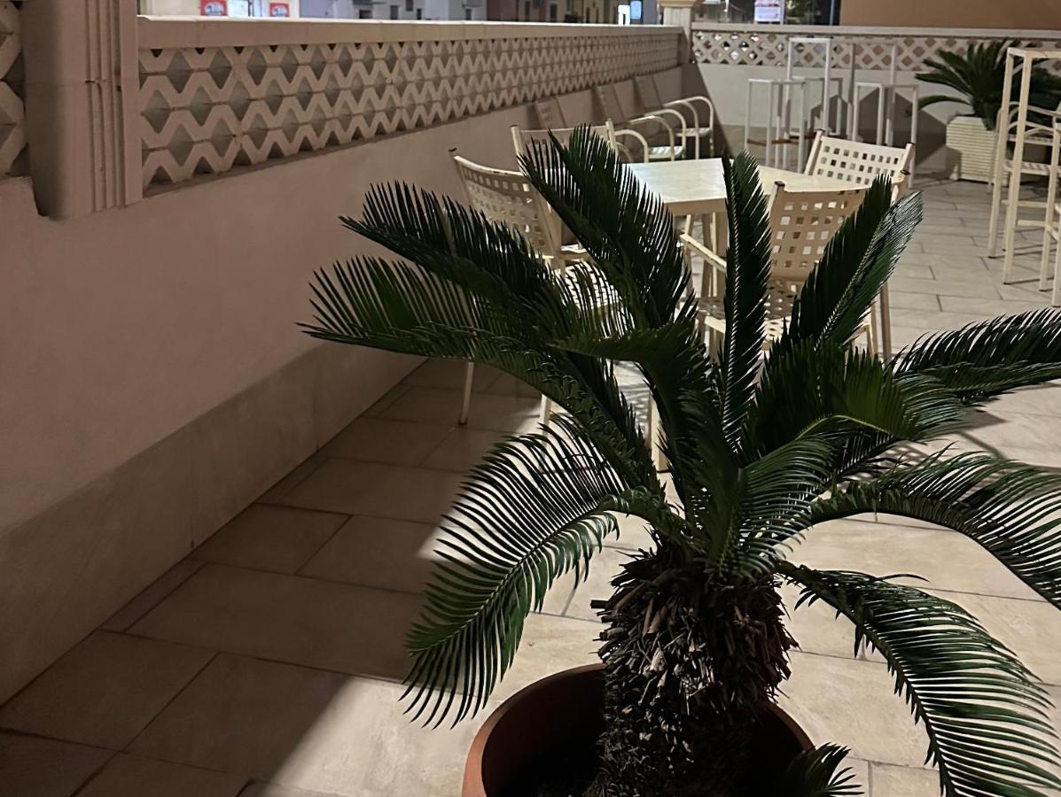 مبيت وإفطار كاتانزارو A Due Passi Dal Mare المظهر الخارجي الصورة